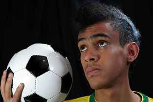 KAIYUNAPP-《FIFA》电竞联赛线上淘汰赛激烈进行，冠军争夺激烈，fifa20电竞比赛